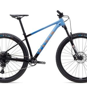 Meet your Posher, Zach